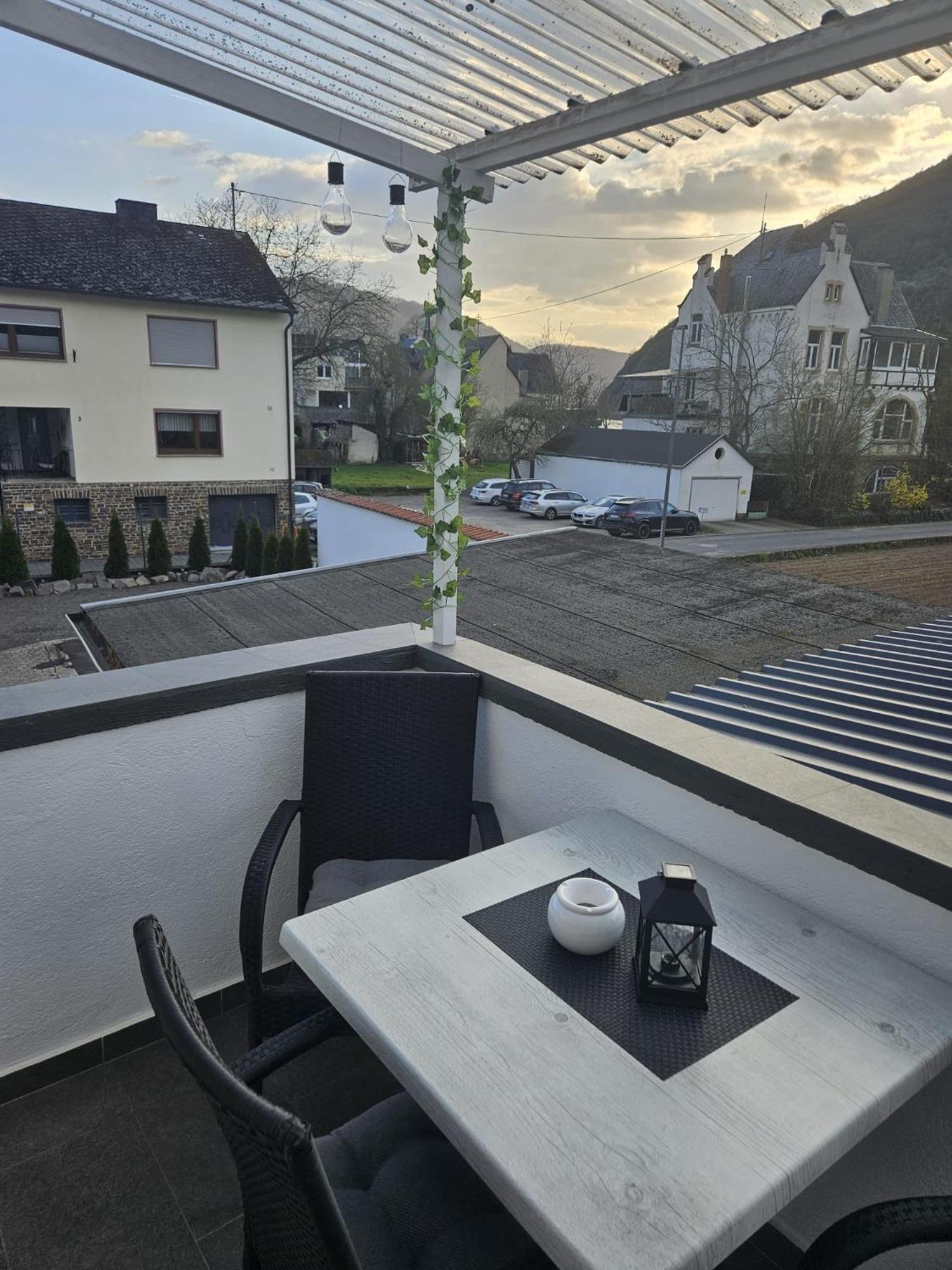 Hakans Moselblick Ferienwohnung Treis-Karden Exterior foto
